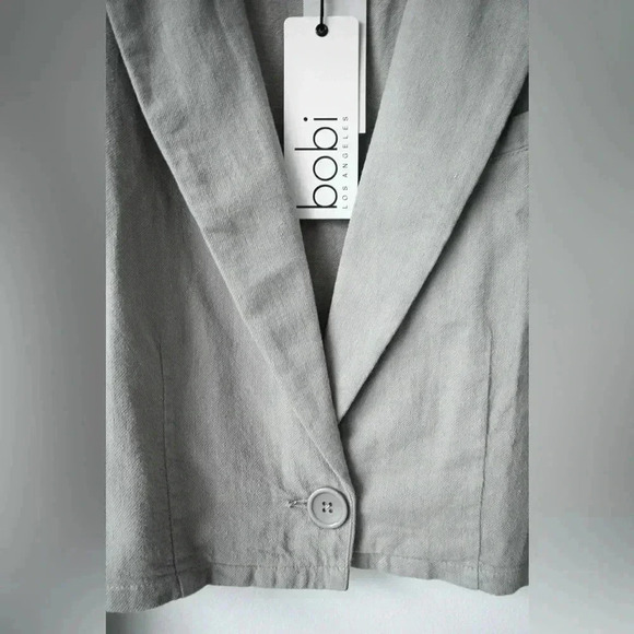 Bobi Cropped Blazer - Picture 4 of 9